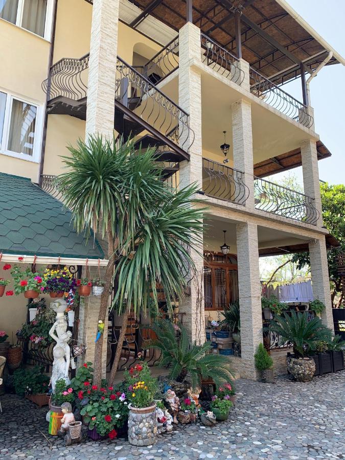 Guest House Aphyn Leto กากรา ภายนอก รูปภาพ