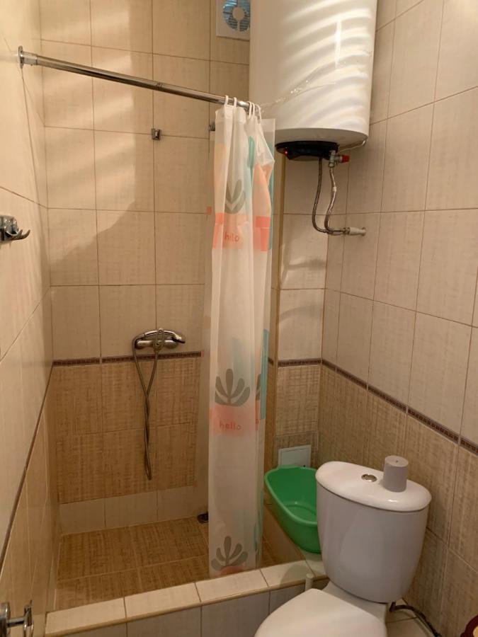 Guest House Aphyn Leto กากรา ภายนอก รูปภาพ